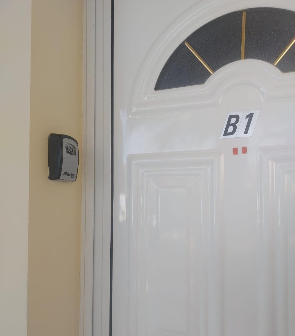 Joanne'S Cosy 1 Bdrm Apt بافوس المظهر الخارجي الصورة